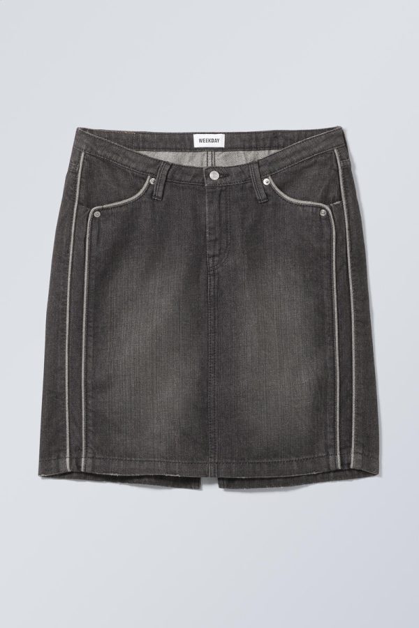 Piped Knee Length Denim Skirt