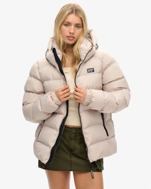 Superdry Women's Oversized Hooded Sports Puffer Jacket Cream / Chateau Gray - Size: XL