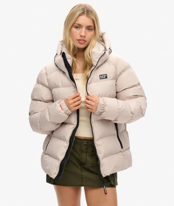 Superdry Women's Oversized Hooded Sports Puffer Jacket Cream / Chateau Gray - Size: XL