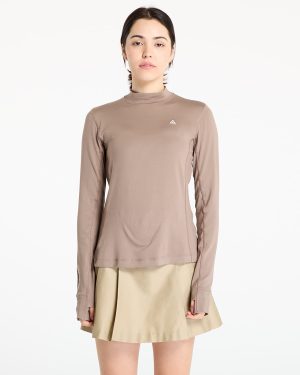 Tank top Nike ACG "Goat Rocks" Women's Dri-FIT ADV Long-Sleeve Top Mink Brown/ Summit White XS