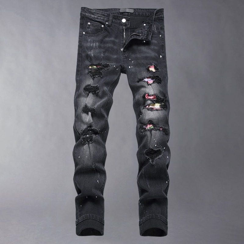 Classic Boyfriend Jeans with Tapered Ankle