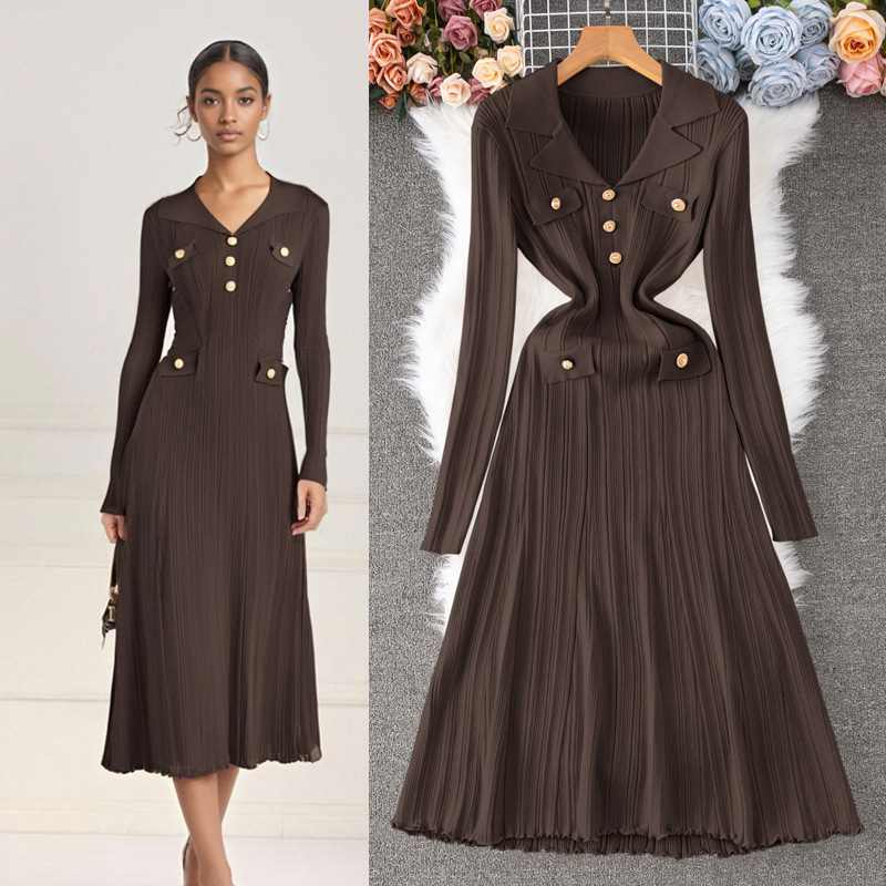 Longer-Line Blazer Dresses for Smart Occasions