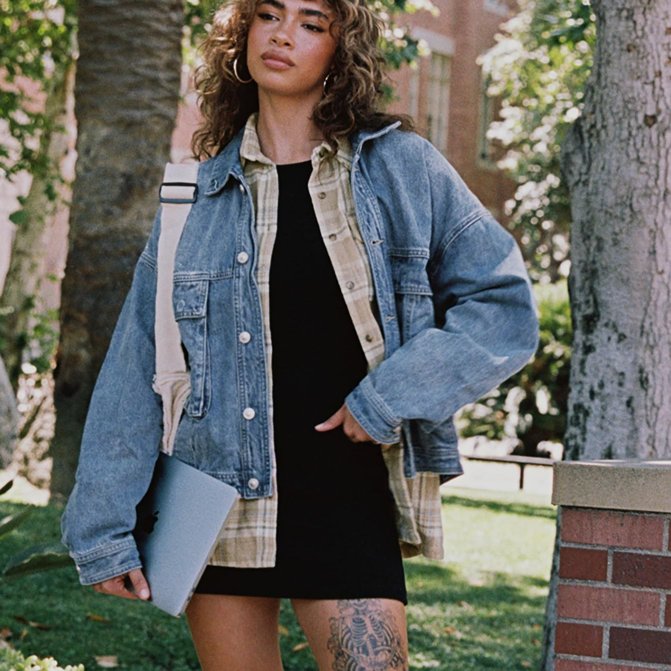 Cropped Denim Jackets in Classic Blue