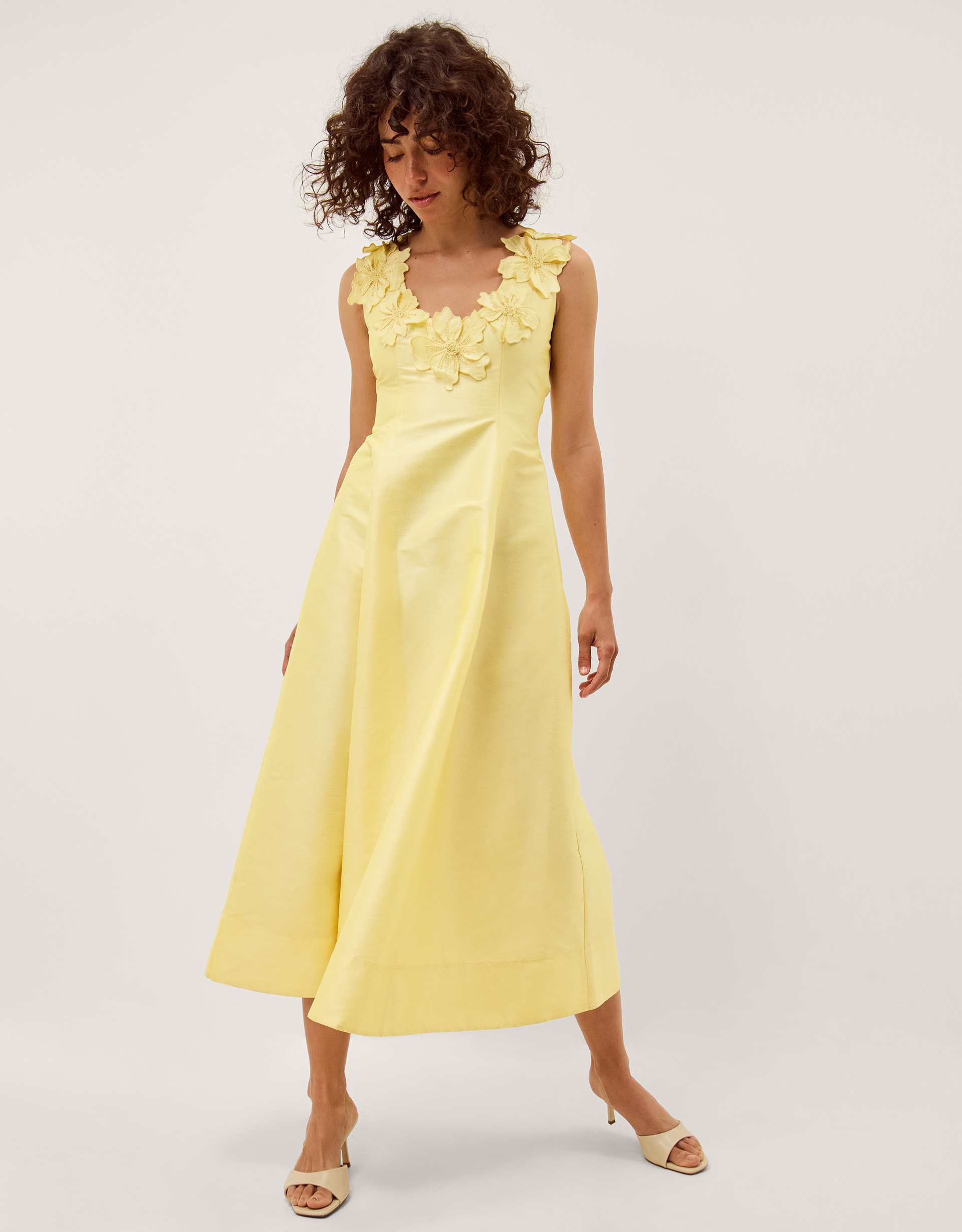 Phoebe Sleeveless Appliqué Midi Dress Yellow