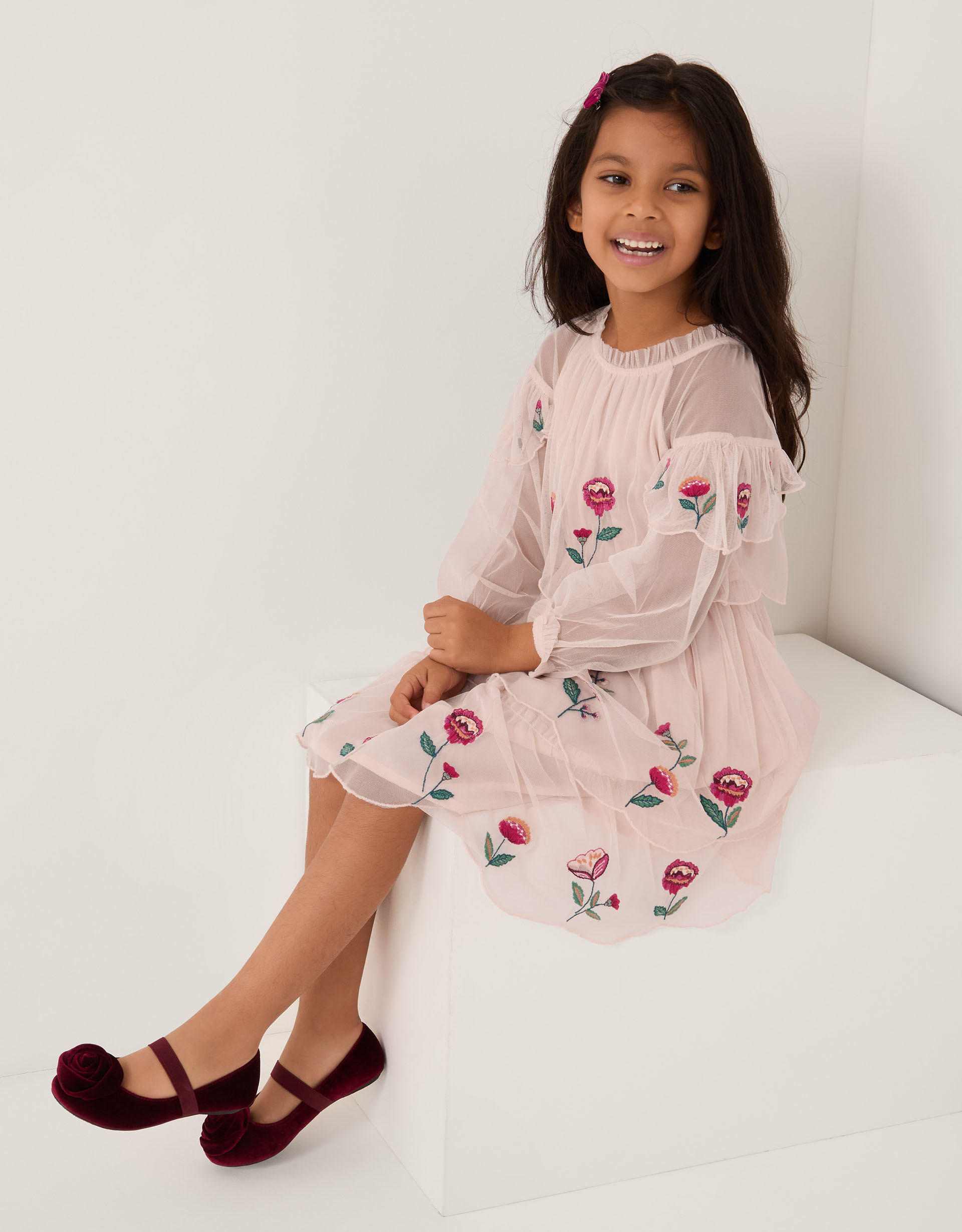 Floral Embroidered Scallop Tiered Dress Cream