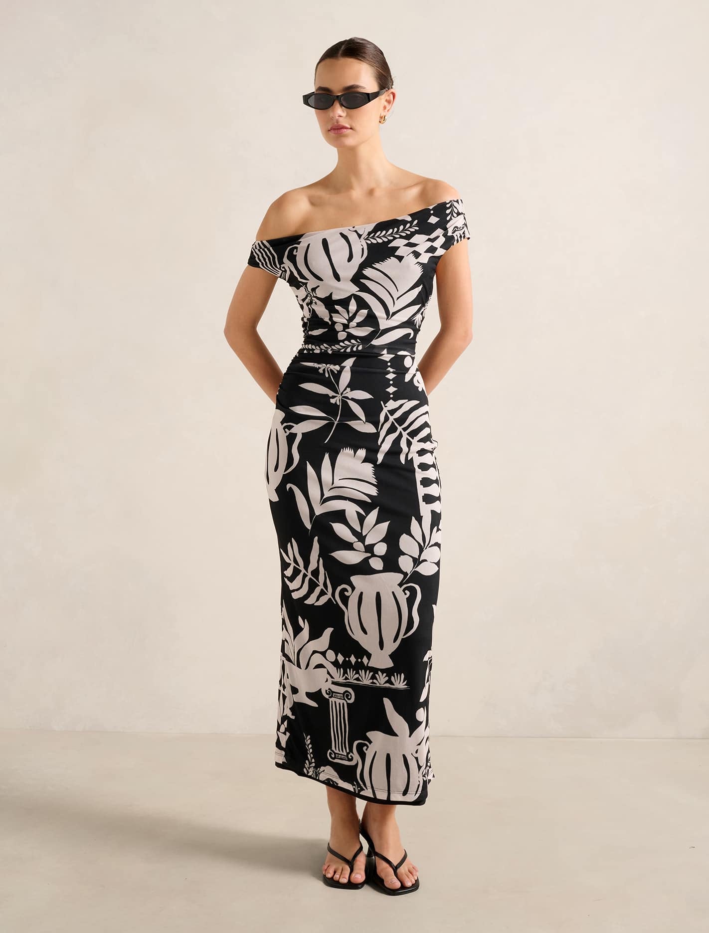 Forever New Women's Gisella Tipped Mesh Midi Dress in Mono Rhodes Collage, Size PolyesterElastane