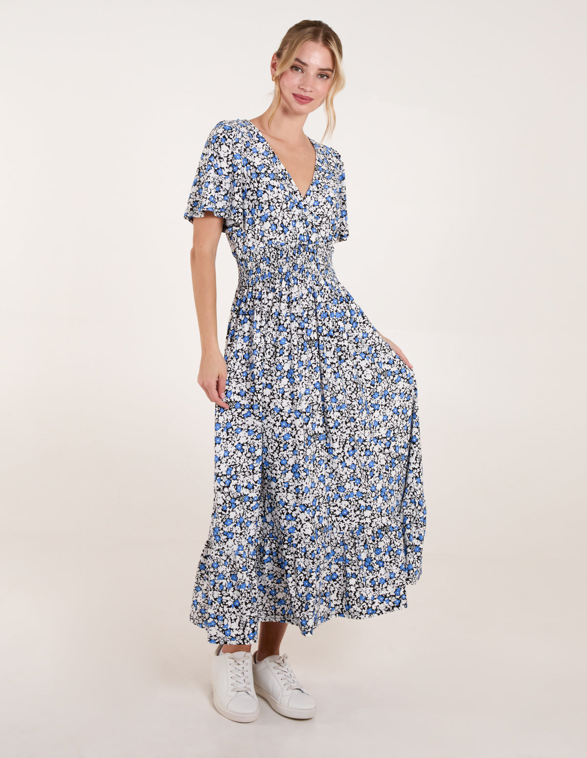Ditsy Floral Wrap Front Shirred Waist Maxi Dress - ML BLUE PATTERN