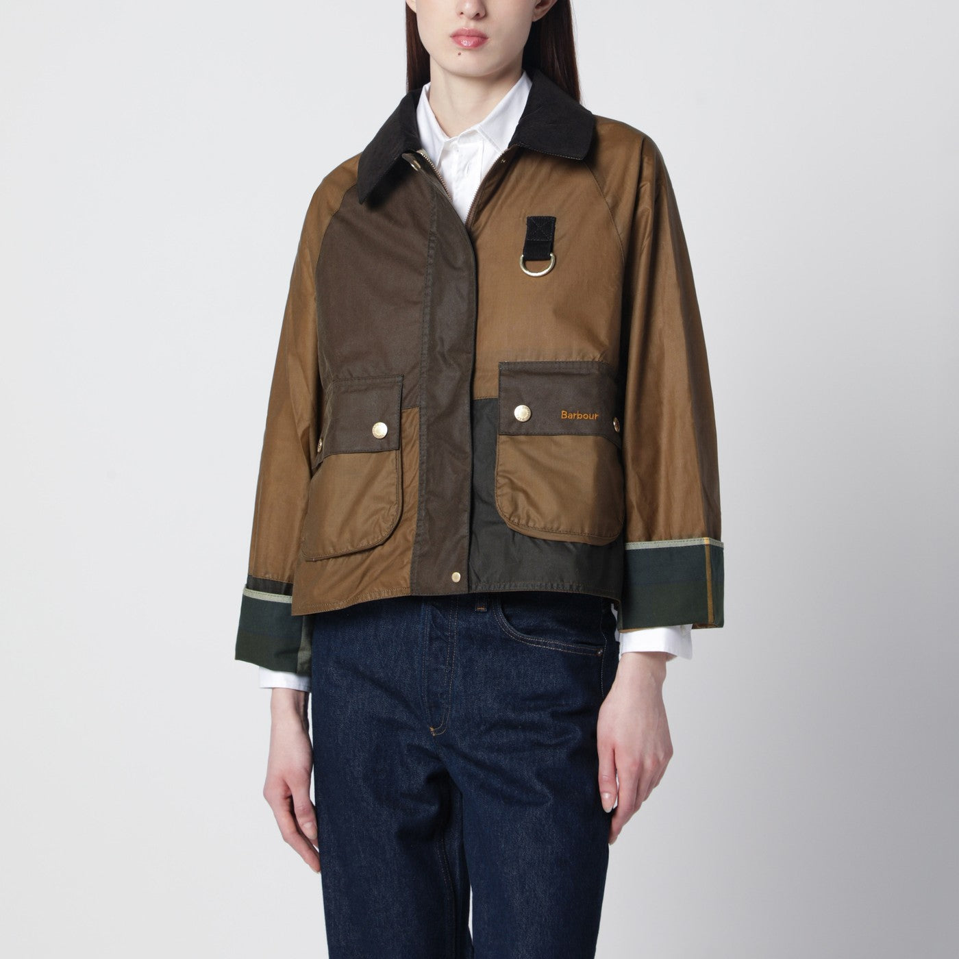 Alma jacket sand beigeolive green in waxed cotton