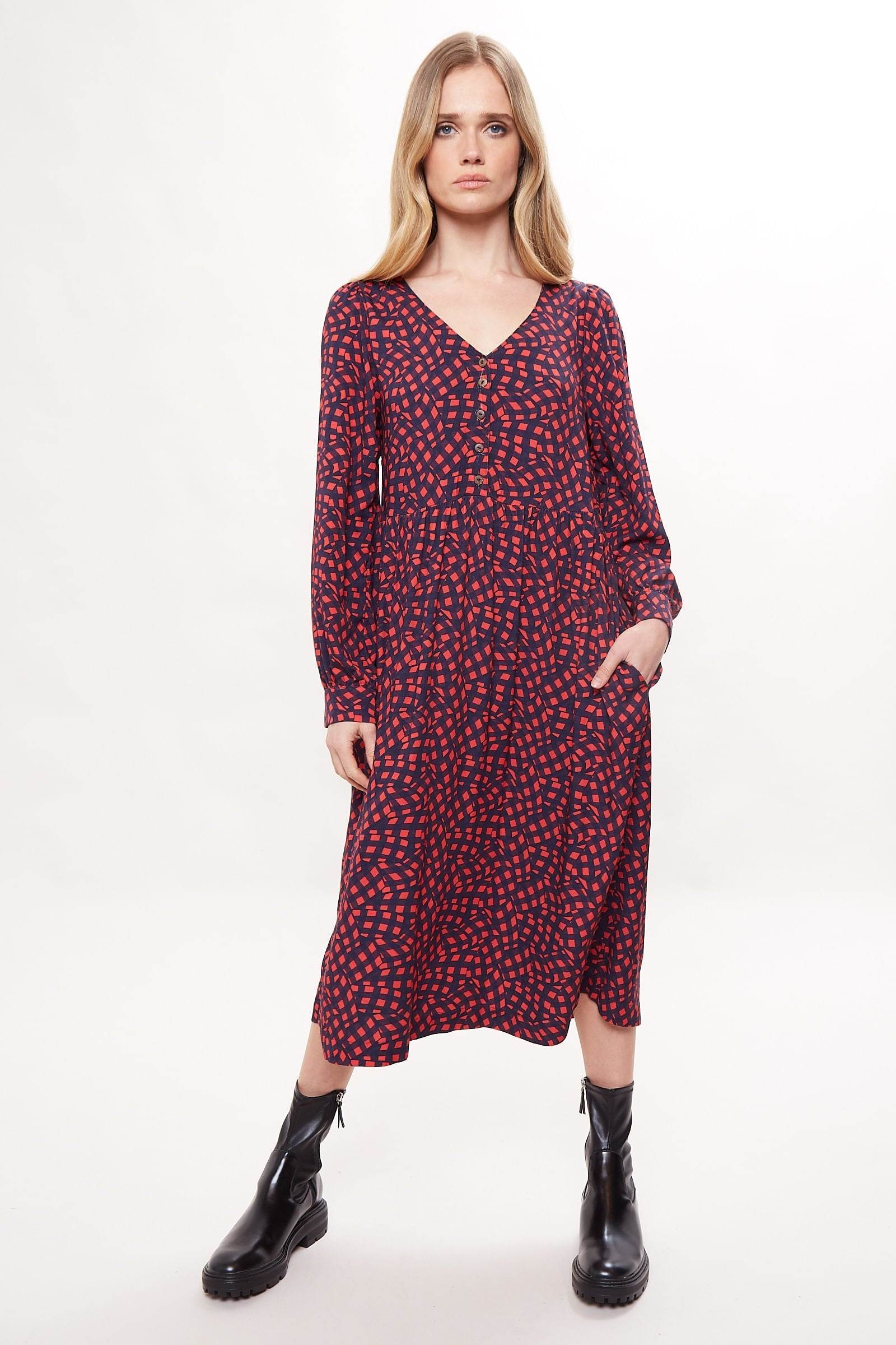 Louche Rheane Gingham Twist Print Long Sleeve V Neck Midi Dress - NavyRed