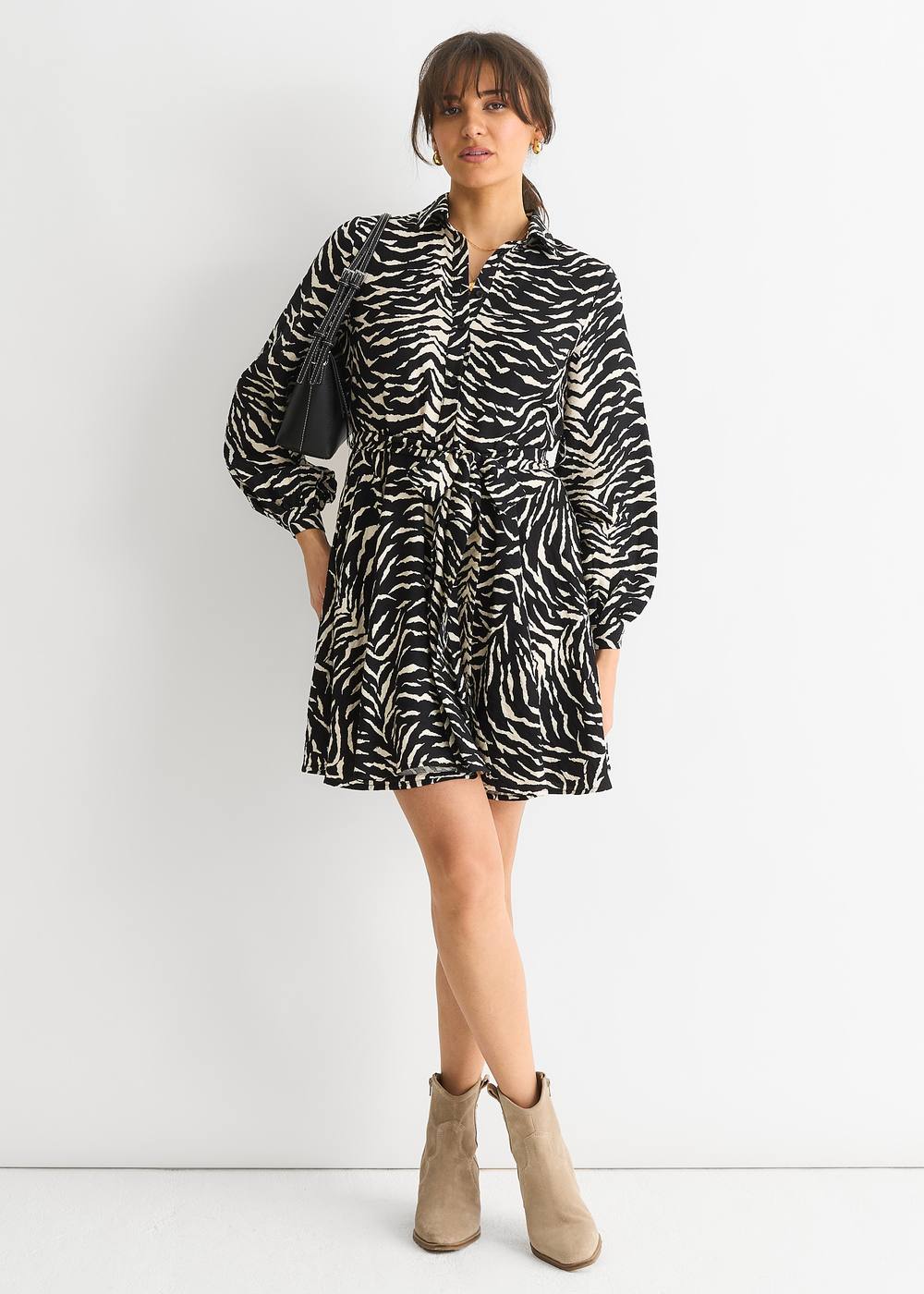 Gini London Mono Zebra Belted Shirt Dress In Black
