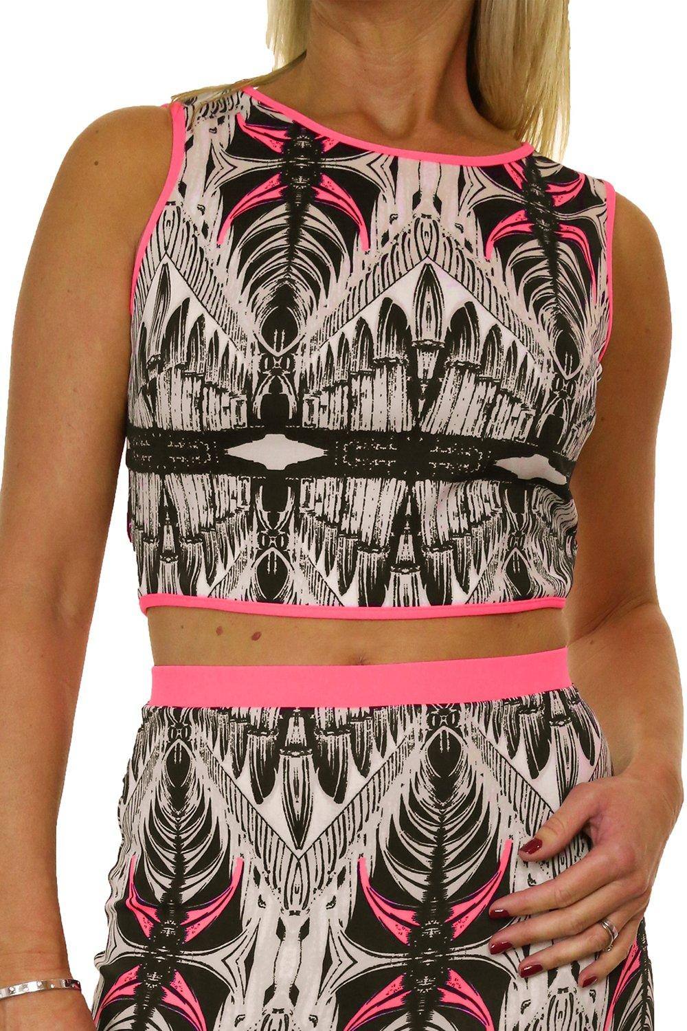 Paulo Due Athleisure Crop Top In Beige