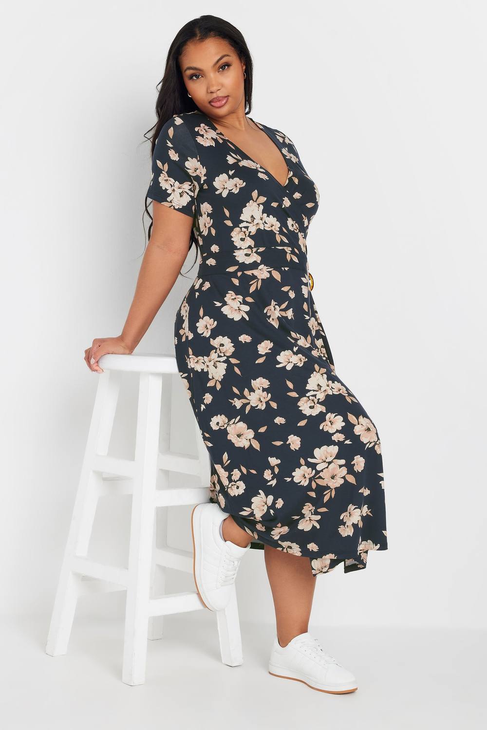 Yours Floral Buckle Detail Midi Dress In Dark Navy