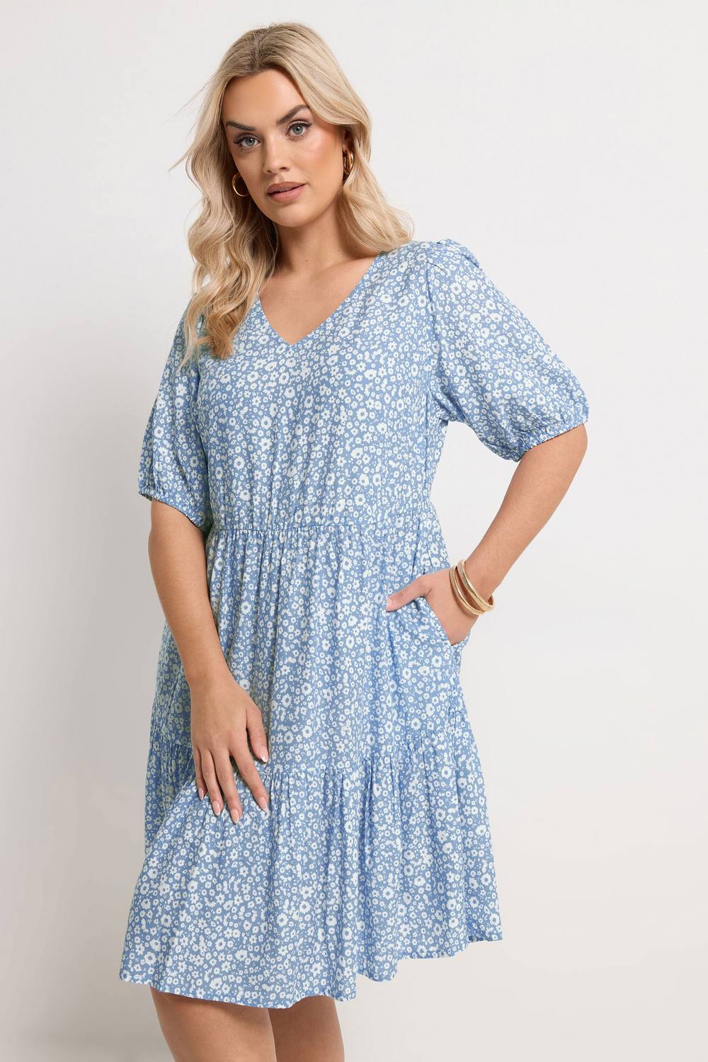 Yours Ditsy Tiered Mini Smock Dress In Light Blue