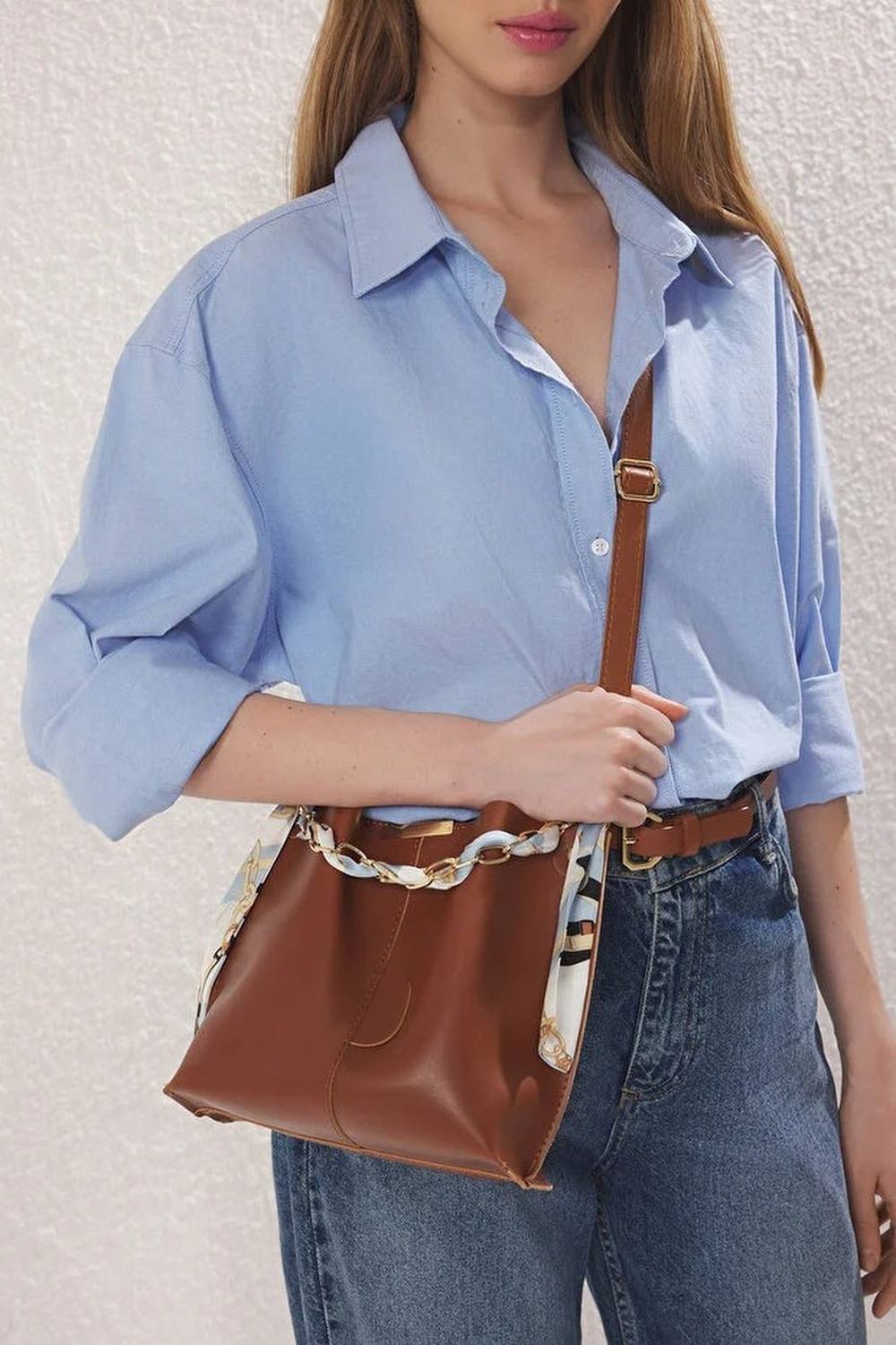 Wovcor Scarf Chain Handle Bucket Shoulder Bag In Brown