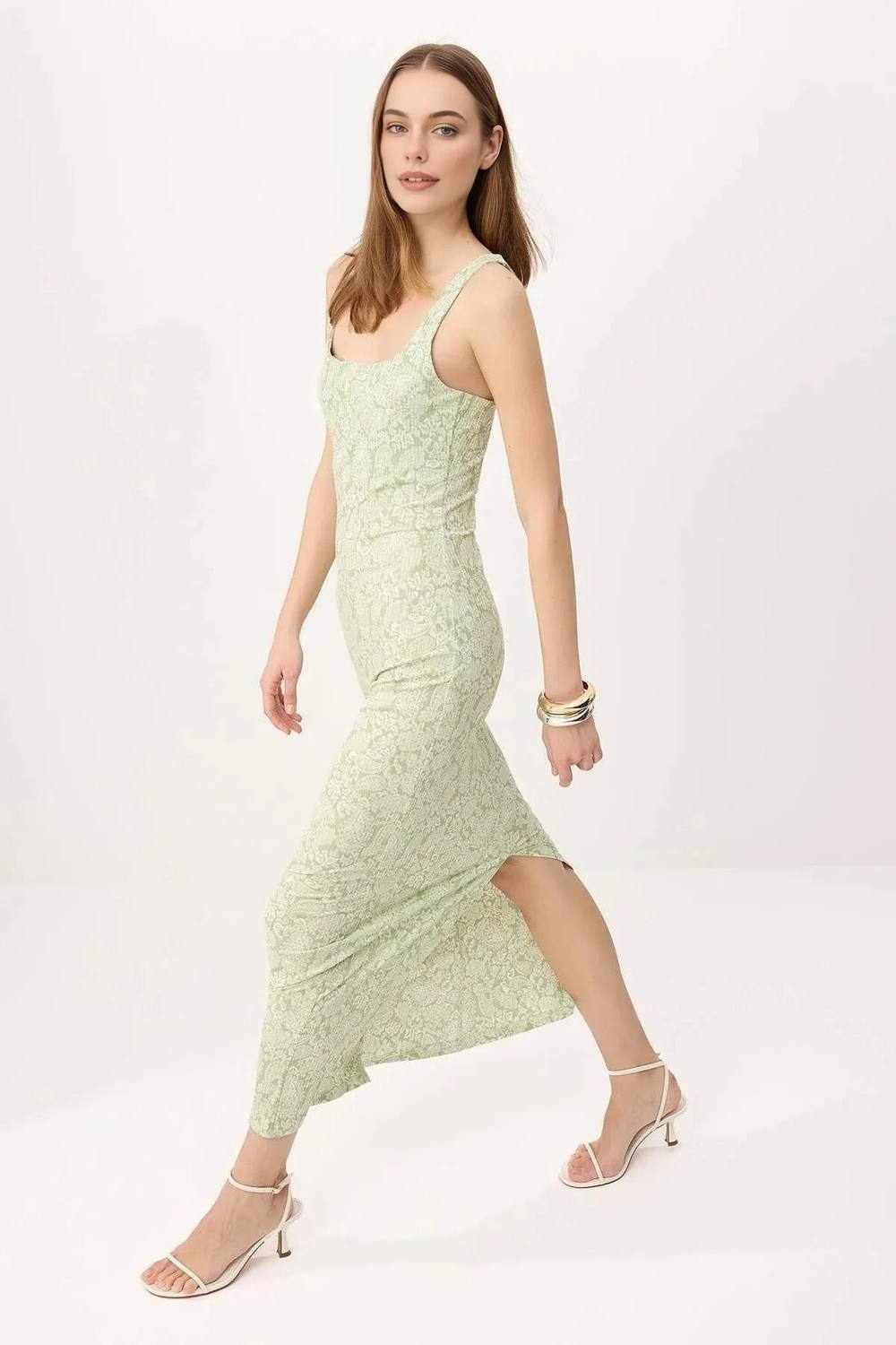 Wovcor Lace Texture Strappy Square Neck Fitted Maxi Dress In Green