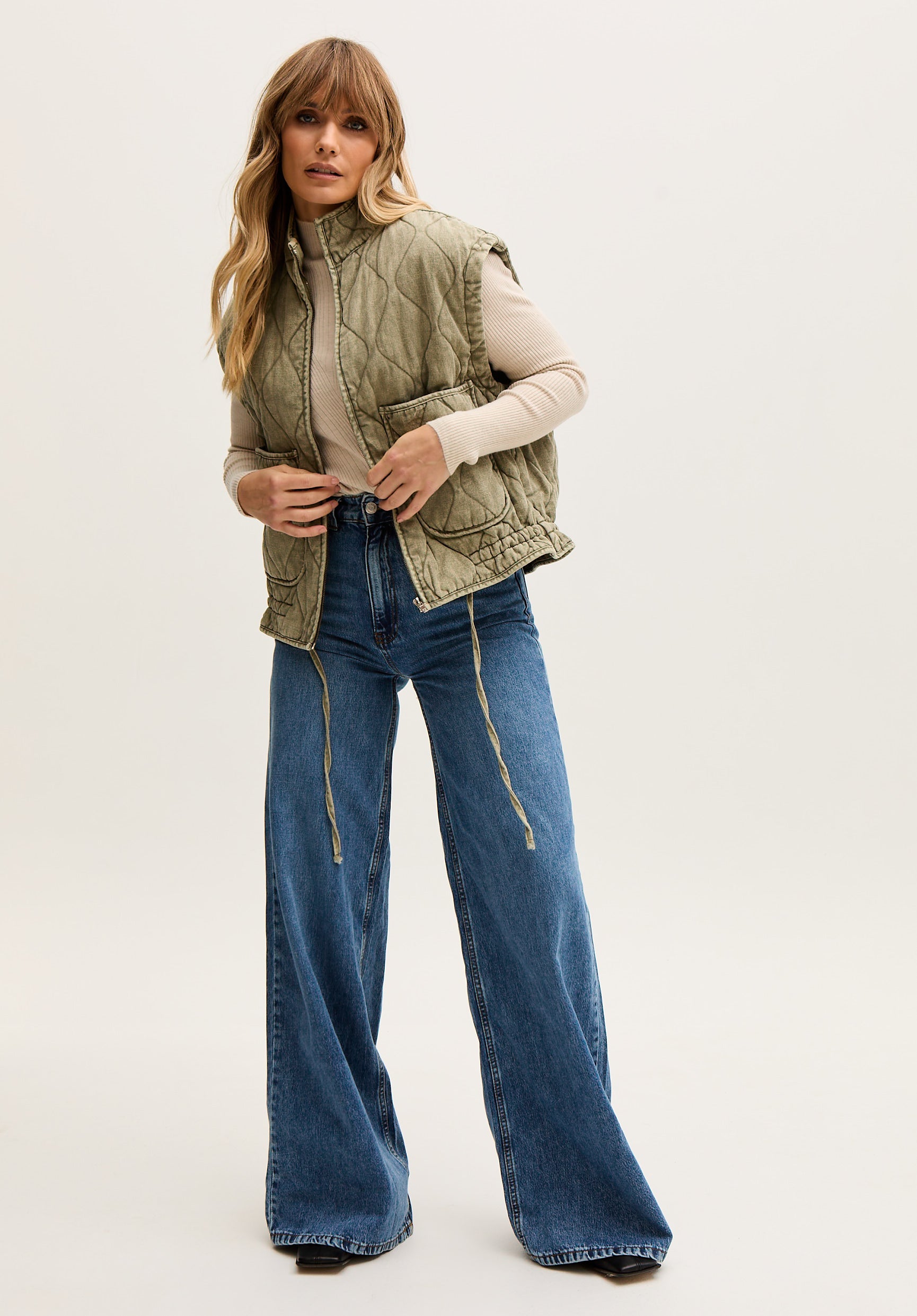 Evelyn Quilted High Neck Gilet In Khaki Green
