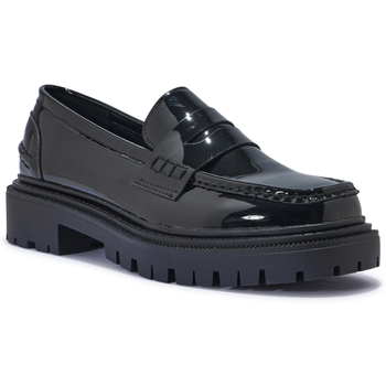 Truffle Collection Slip On Chunky Heel Loafers women's Loafers Casual Shoes in Black