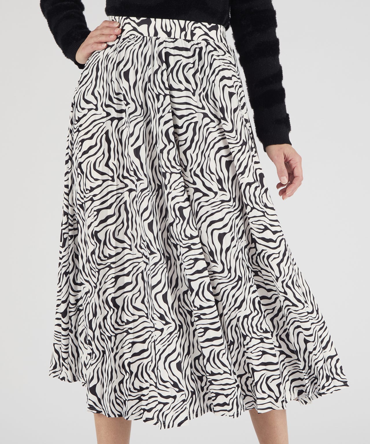 Damart Pleated Jersey Skirt