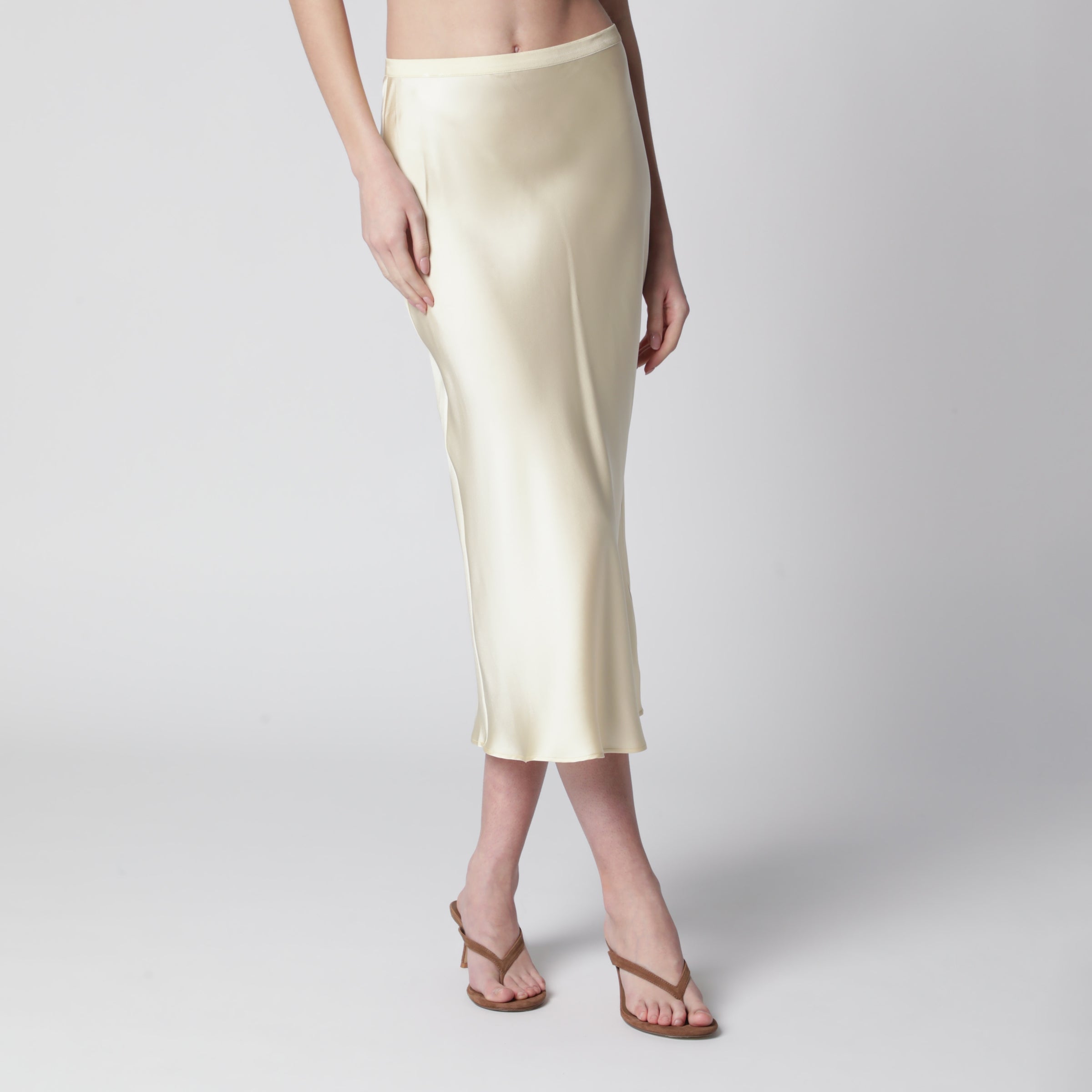Bar midi skirt in butter-colored silk