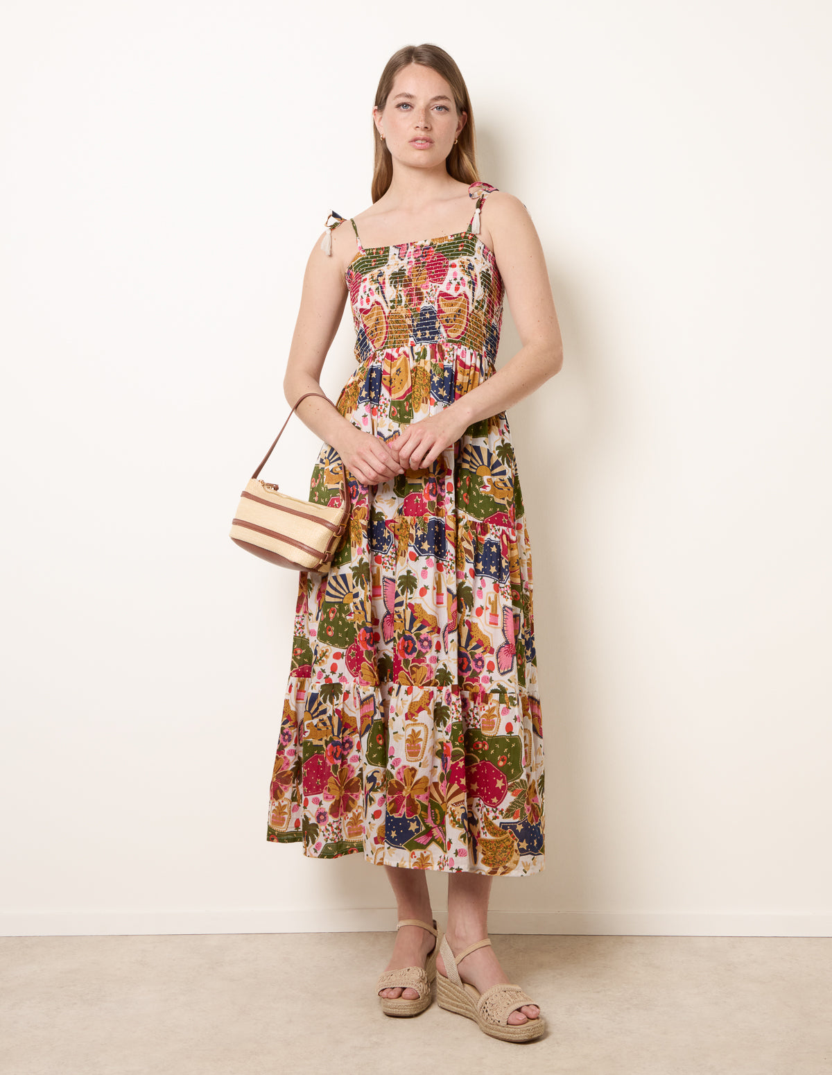 Bold Print Shirred Waist Dress - M WHITE