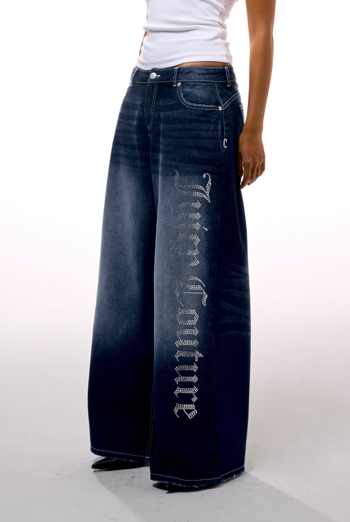 MID WASH DIAMANTÉ WIDE LEG JEANS - W Blue