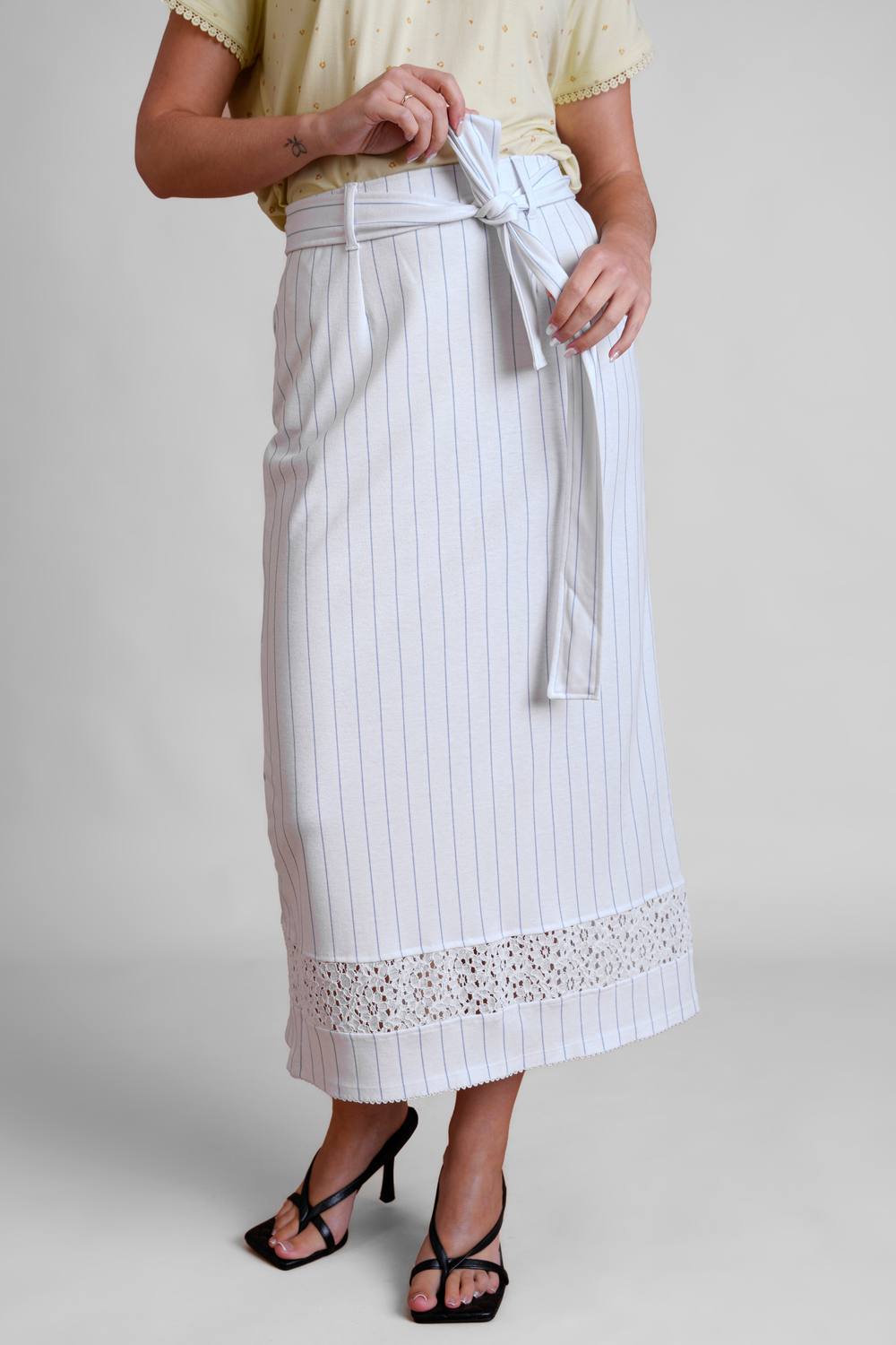 Enorsia Lace Details Jersey Midi Skirt In White