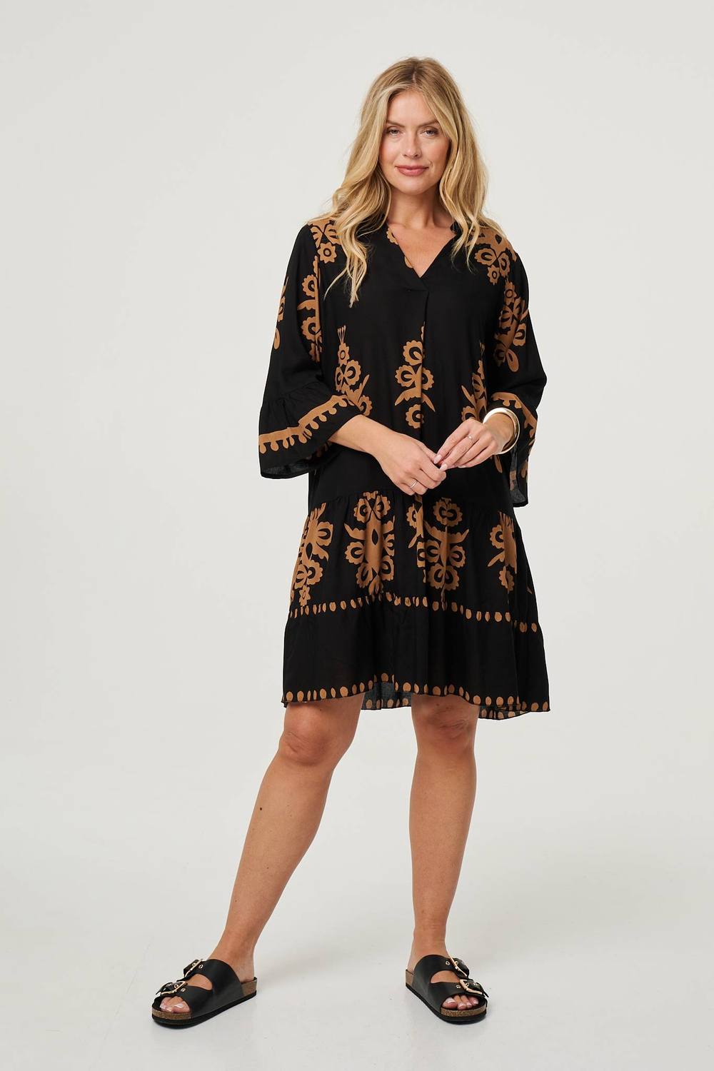 Izabel London Ikat Print Tiered Knee Length Dress In Black