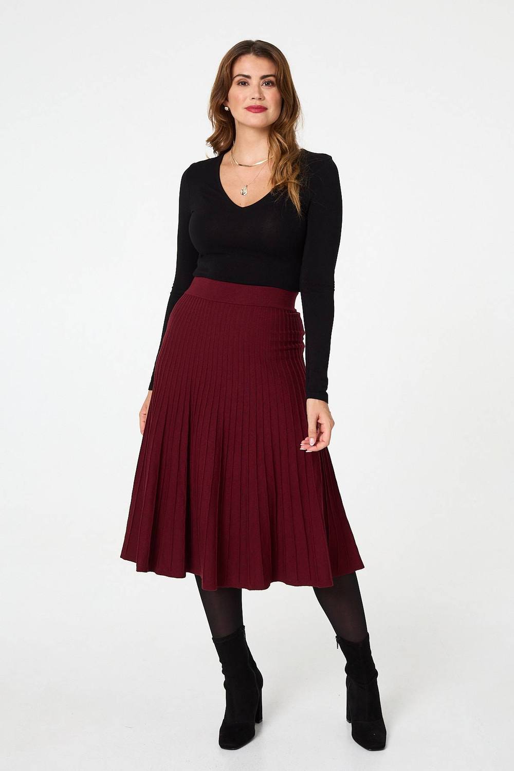 Izabel London High Waist Pleated Knit Midi Skirt In Wine
