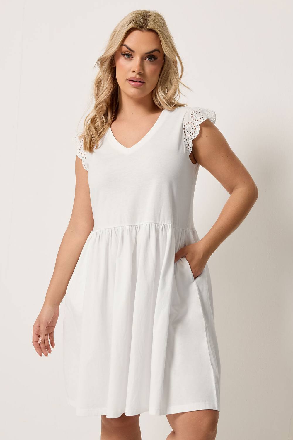Yours Broderie Anglaise Peplum Dress In White