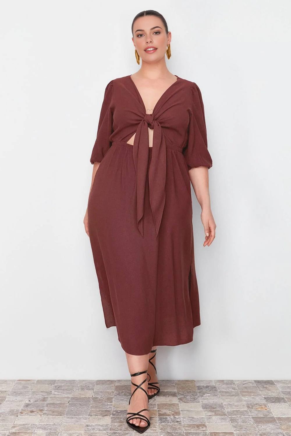 Wovcor V Neck Cut Out Tie Detail Midi Dress In Brown