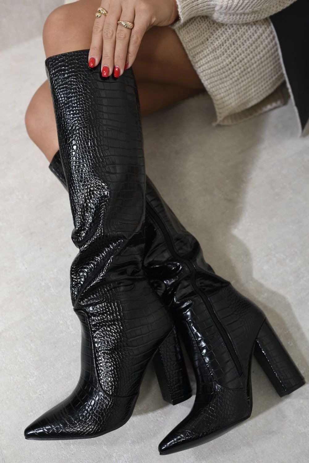Croc Print Knee High Pointed Toe Block Heel Boots - Black